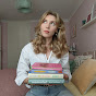What Rae Reads YouTube channel thumbnail