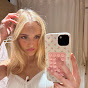 Sara ୨ৎ YouTube channel thumbnail