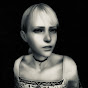 Léa Faye YouTube channel thumbnail
