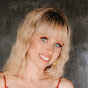 superholly YouTube channel thumbnail