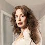 Hannah Louise Poston YouTube channel thumbnail